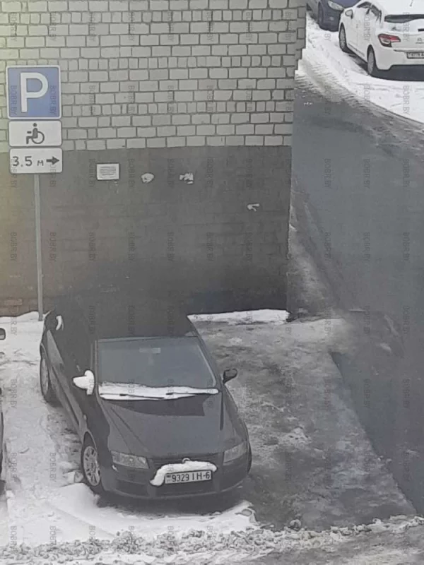 Проспект Строителей д.44.  У нас ГАИ в городе вообще есть???