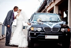 Свадебный кортеж BMW X5
