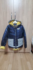 Куртки на девочку весна р 38-40-42 по 20р