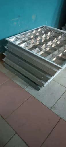 Светильник потолочный
