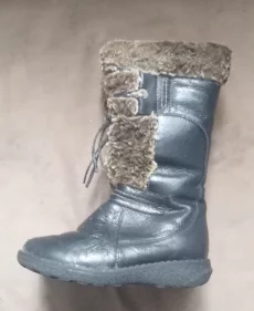 Сапожки для девочки