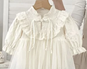 Платье на девочку новое