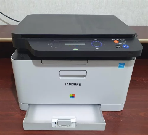 Лазерный МФУ Samsung CLX-3305
