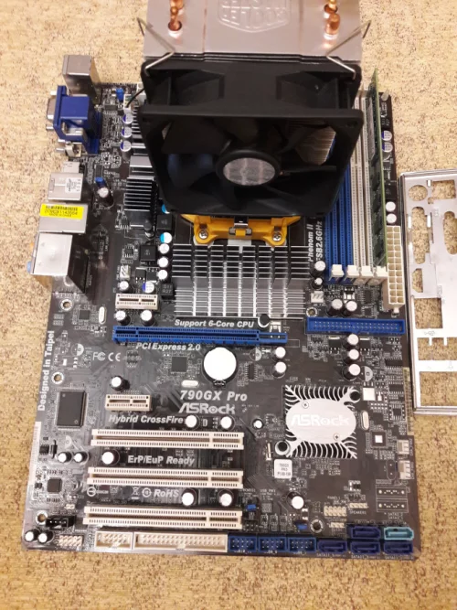 Материнские платы ASRock 790GX Pro и EliteGroup G31T-M9 V7.0