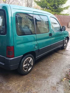 Пежо партнер 2002 года