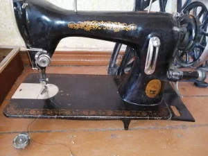 Швейную ножную машину на запчасти