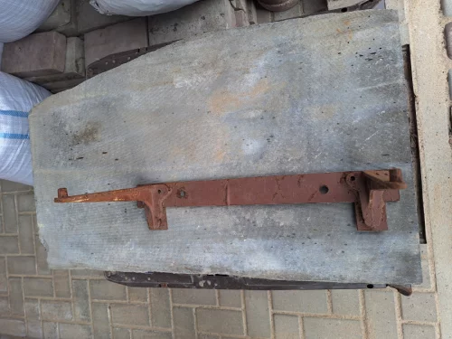 Крепление под раковину