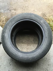 Покрышки зимние 205/60/16 Nokian