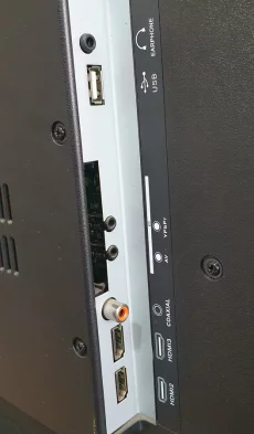 Телевизор 40"