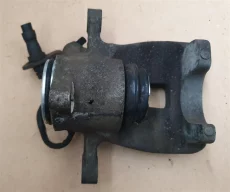 Суппорт Passat B6