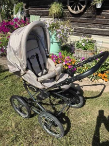 Отдам коляску 2в1