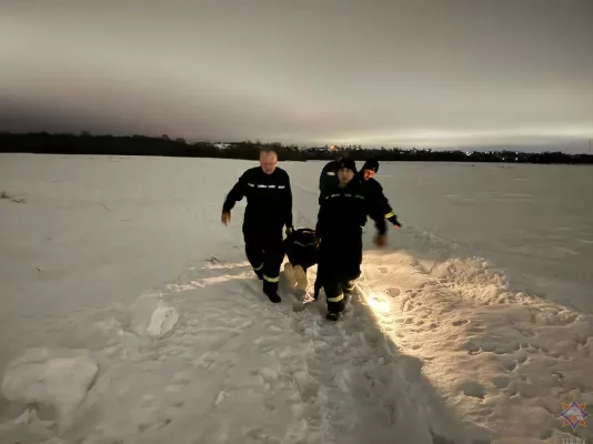 Две женщины заблудились в поле под Могилевом. У одной из пострадавших сильное обморожение