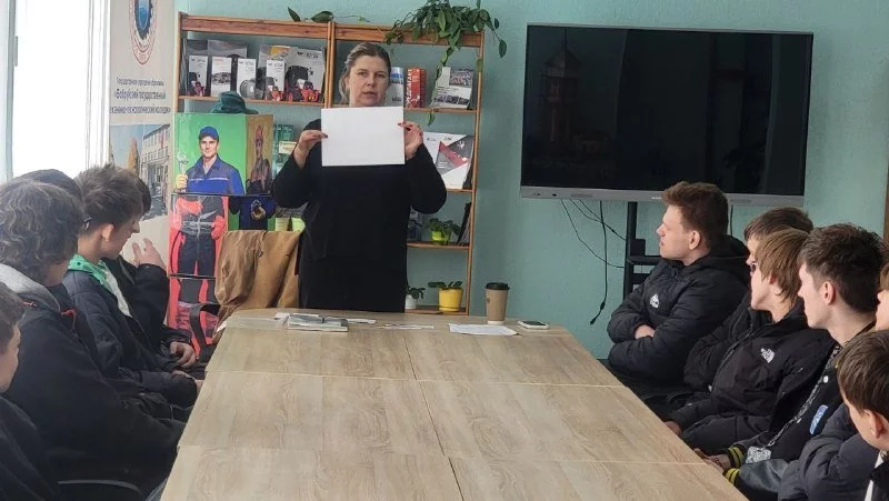 В Бобруйске в БГМТК провели занятие по профилактике жестокости и насилия