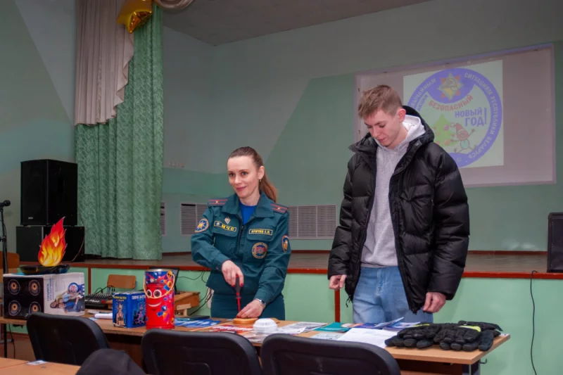 В Бобруйском аграрно-экономическом колледже побывали спасатели