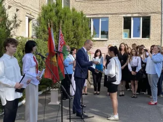 В Бобруйском колледже первокурсникам вручили профбилеты и стипендии