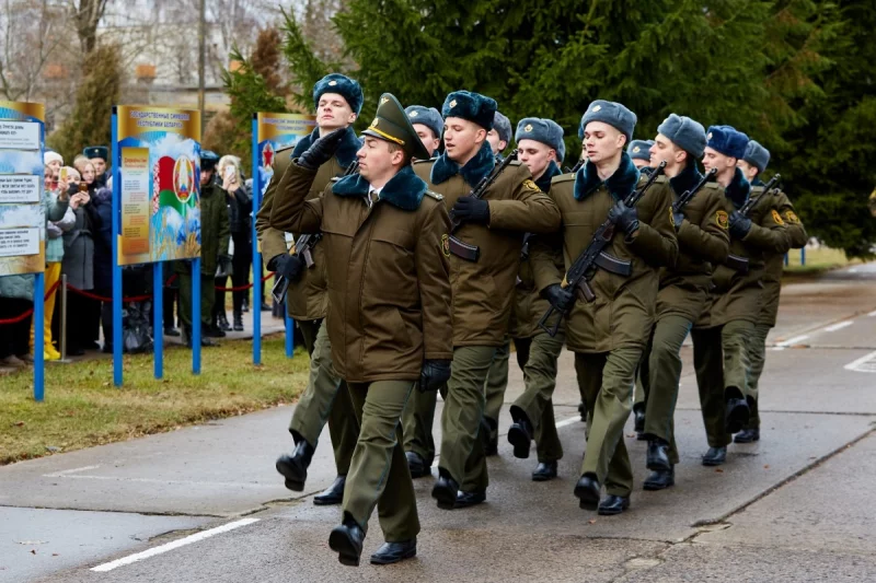 Явка обязательна! Что нужно знать о рассылке военкоматами SMS-оповещений?