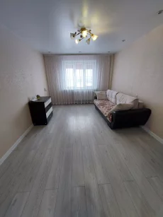 Двухкомнатную квартиру на Западном