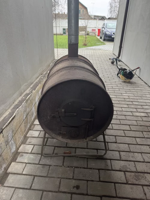 Буржуйка из советской бочки