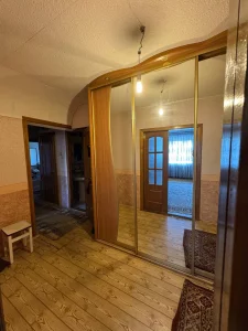 Трехкомнатная квартира по пр-ду Звёздный, д. 13