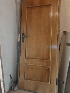 Дверь 80×200 б/у