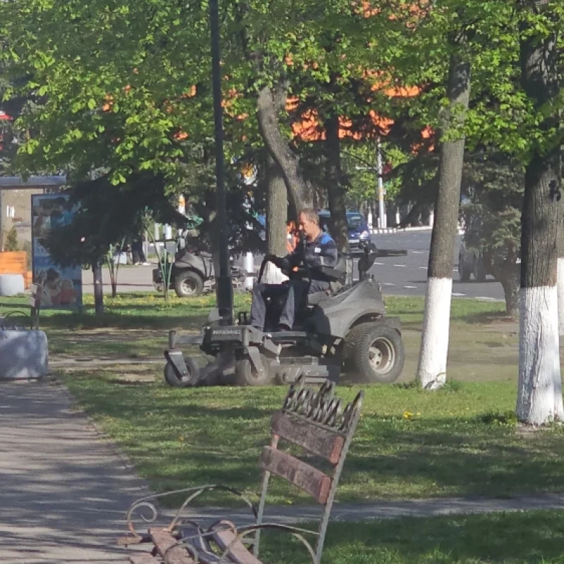 Удобные газонокосилки