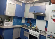 Кухню угловую Blue metallic с мойкой кранами