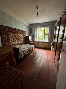 Отдам бесплатно старую мебель (самовынос)