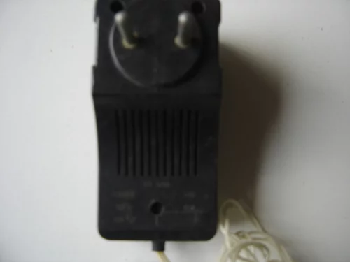 Блок питания 220/9V 0, 1А постоянка CCCP