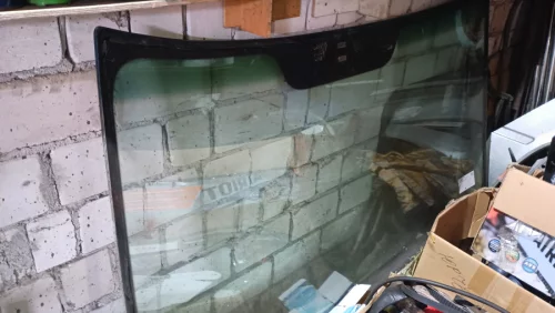 Стекло лобовое MB Sprinter, WV LT