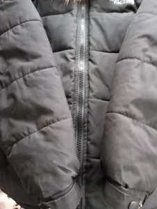 Зимнию куртку для мальчика