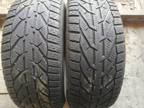 2 шины 205/50 r17