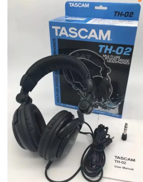 Профисиональные студийные наушники Tascam TH 02