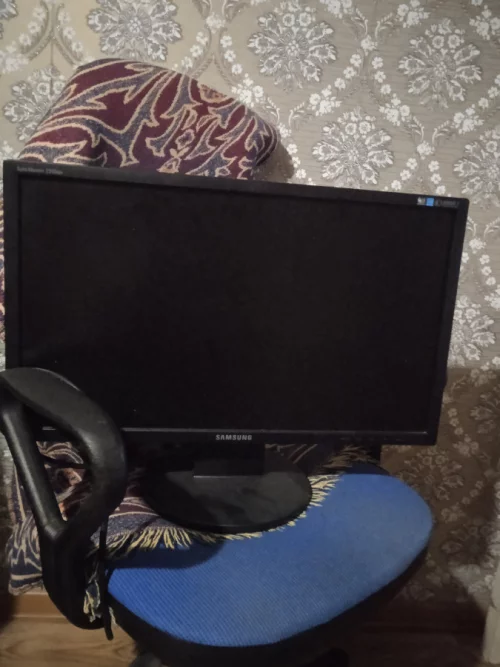 МониторSamsung SyncMaster . 100р р