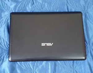Нетбук ASUS
