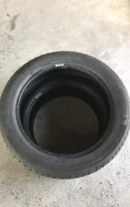 Покрышки легковые летние 215/50/17 Uniroyal