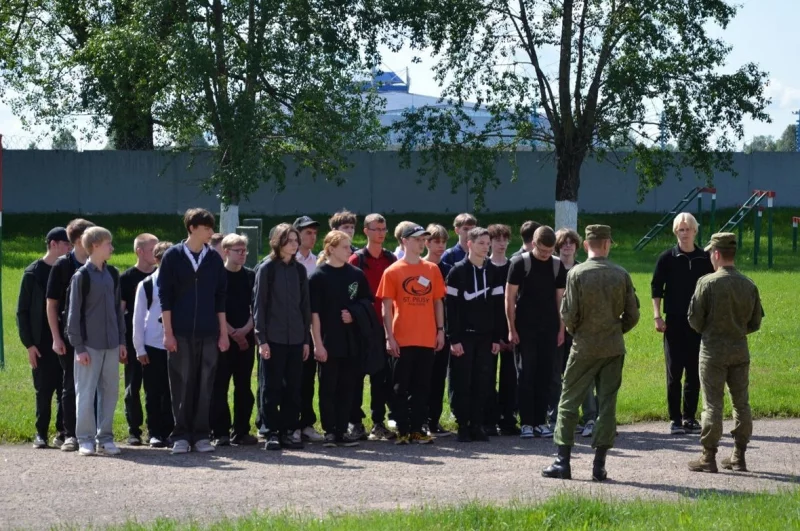 10-классники, но уже в армии. Каникулы в 147 зенитном ракетном полку