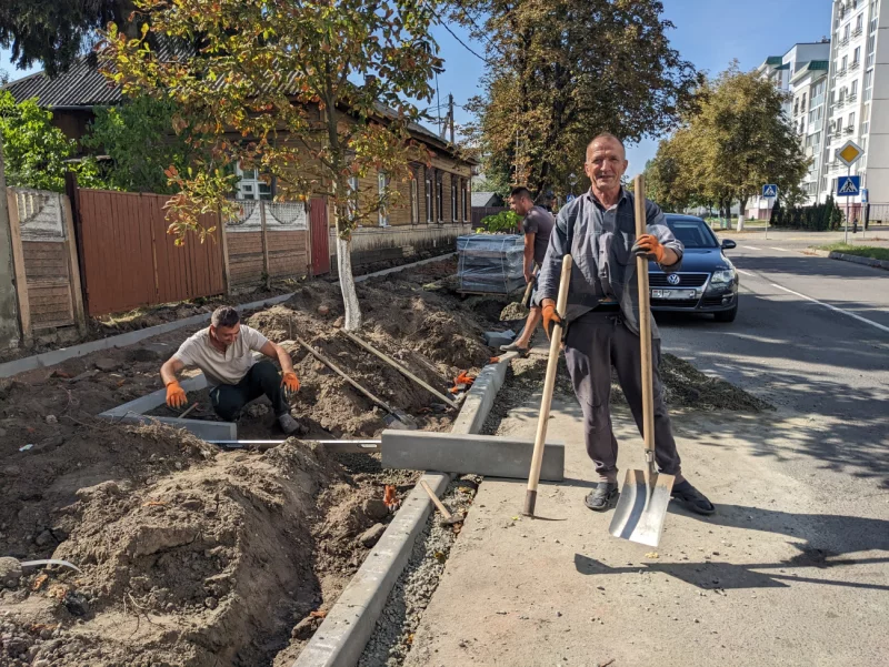  Тротуар до пляжа станет глаже