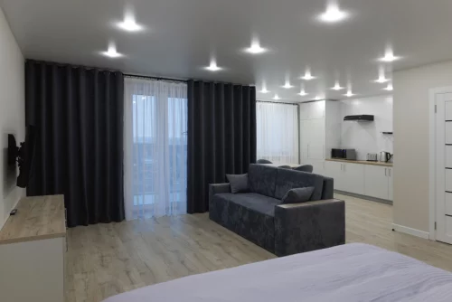 Студия премиум класса в центре в новом доме на сутки, часы