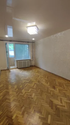 Трёхкомнатная квартира по ул. Орджоникидзе, д. 10