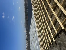 Кровельщик на двухскатную крышу