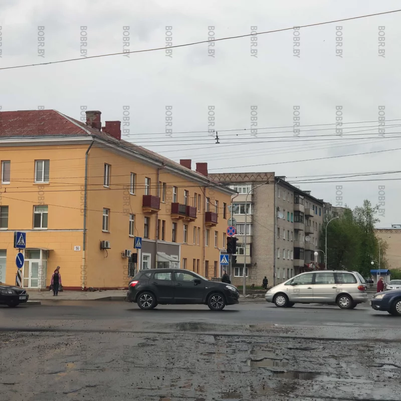 Реконструкция перекрестка минская и Октябрьская точка убрали торговые ряды, перекрёсток стал выглядеть гораздо красивее.