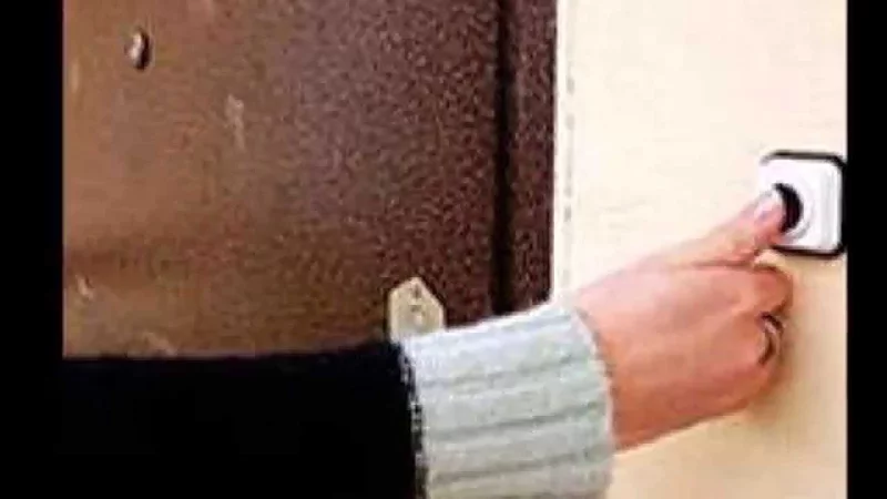 Соцработники обследуют пенсионеров