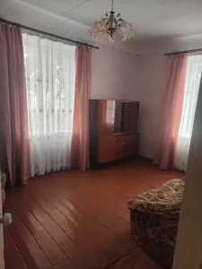 Двухкомнатную квартиру