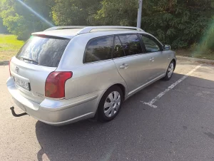 Toyota-Avensis T250 175л