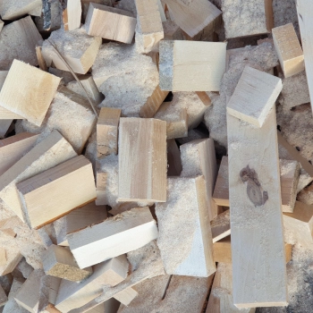 Дрова из под торцовки пиломатериалов