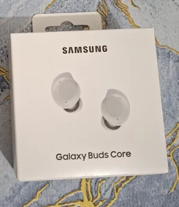 Новые наушники Samsung Buds Core