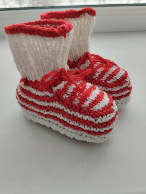 Пинетки для малыша до 1, 5 года по 7 рублей