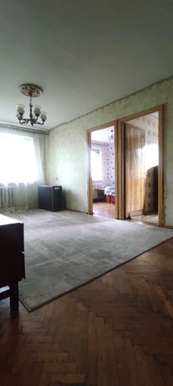 Трёхкомнатная квартира на ул. Крылова, дом 3