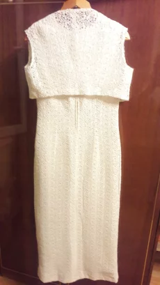 Платье женское белое длинное