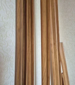 Плинтус ПВХ б/у